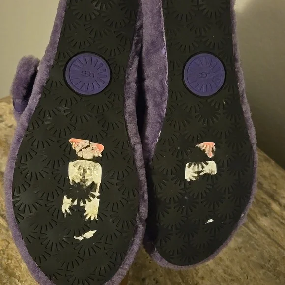 UGG Purple Fuzzy Slippers - Picture 6 of 8